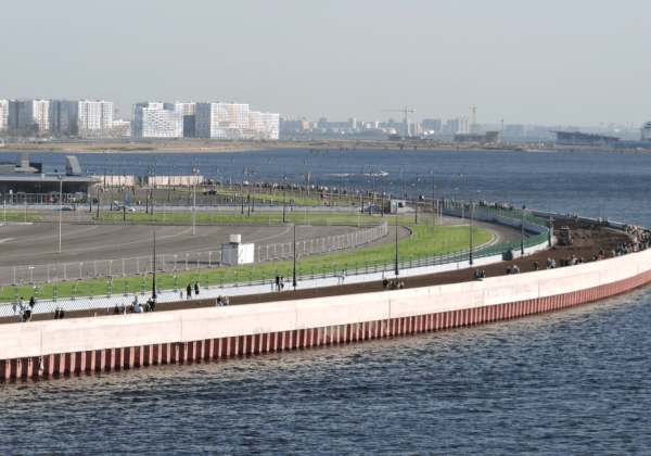 «Газпром» построит на Крестовском острове верёвочный парк и бассейны